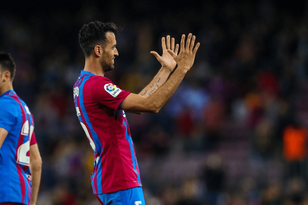 窗口期体能课后，法兰克福门线救险备战西甲，底气十足，轮换策略成焦点